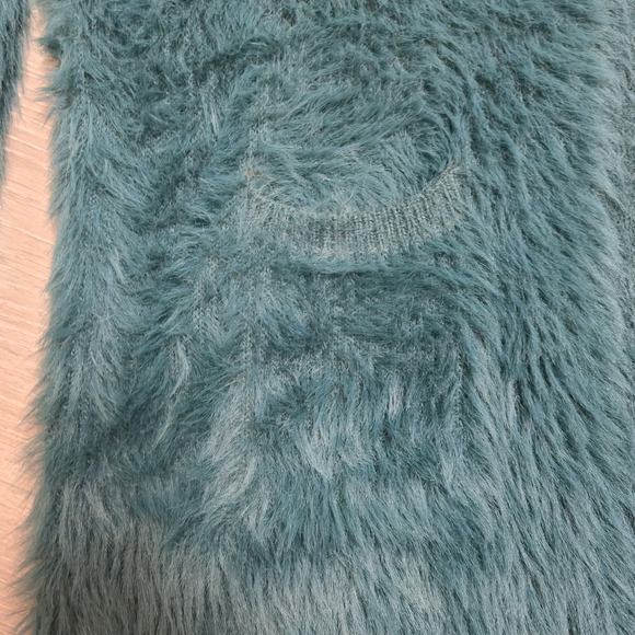 Papillon Fuzzy Cardigan Size M - Picture 5 of 10